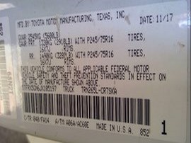 2018 TOYOTA TACOMA SR5 2.7L AT 2WD.  Z24874